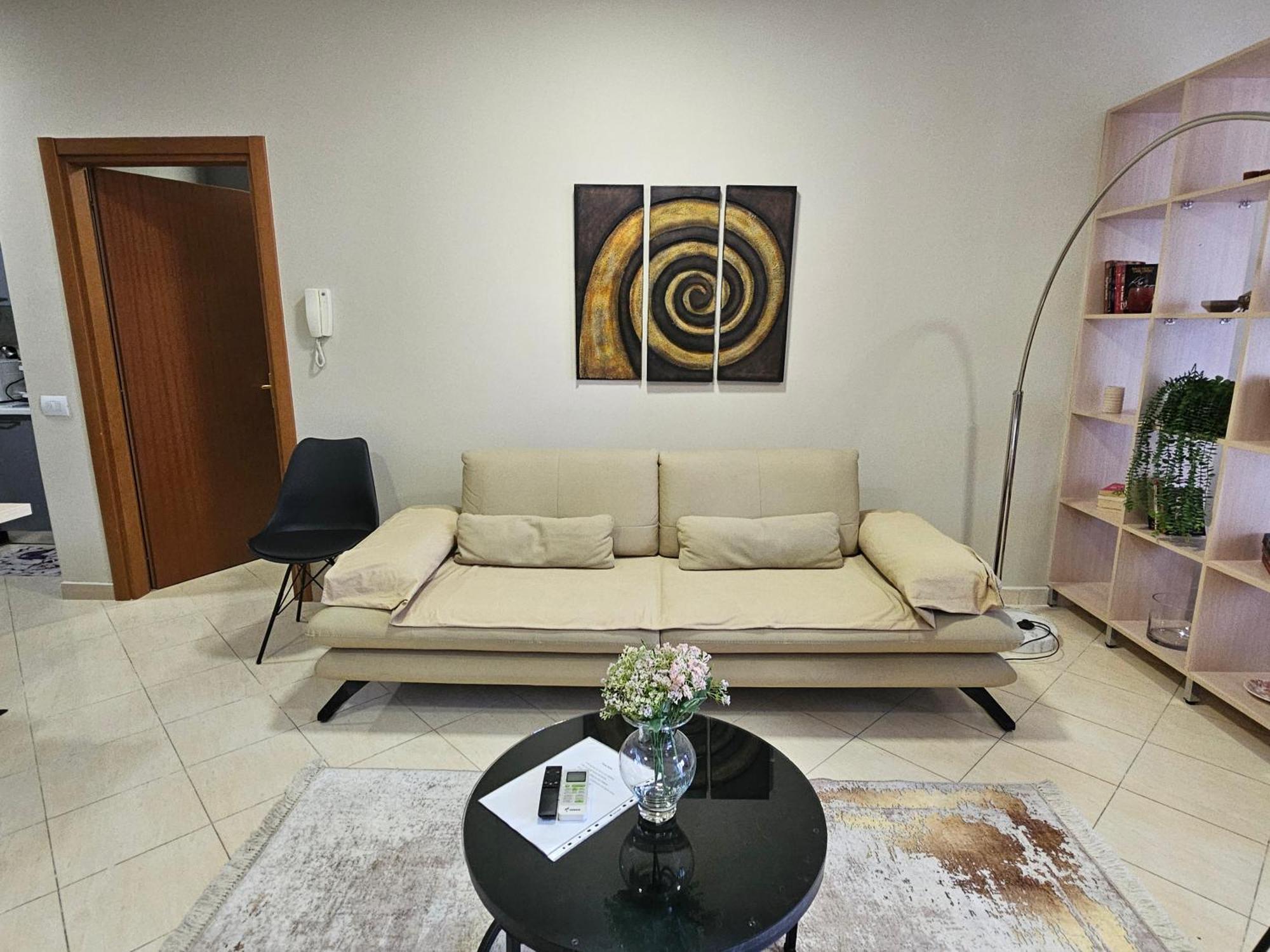 Tirana Center Apartment 12 ภายนอก รูปภาพ